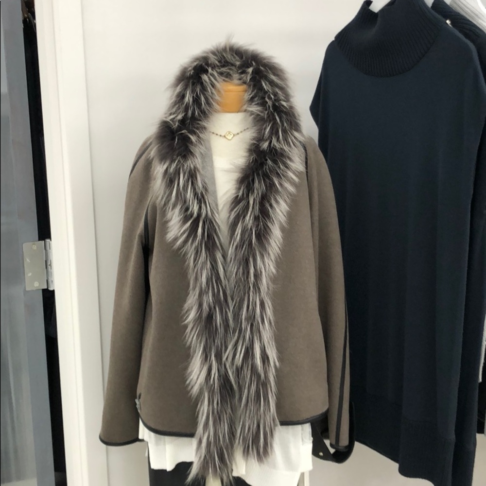 Raccoon fur pelt